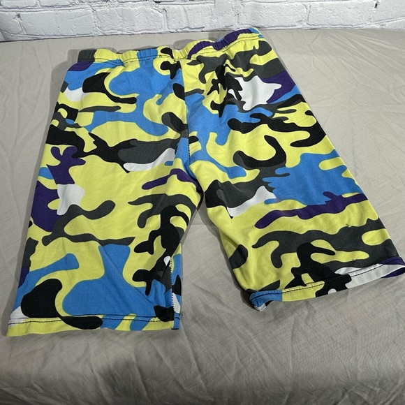 COPY - Nike Women’s Crop tee and short set size small - Picture 5 of 7